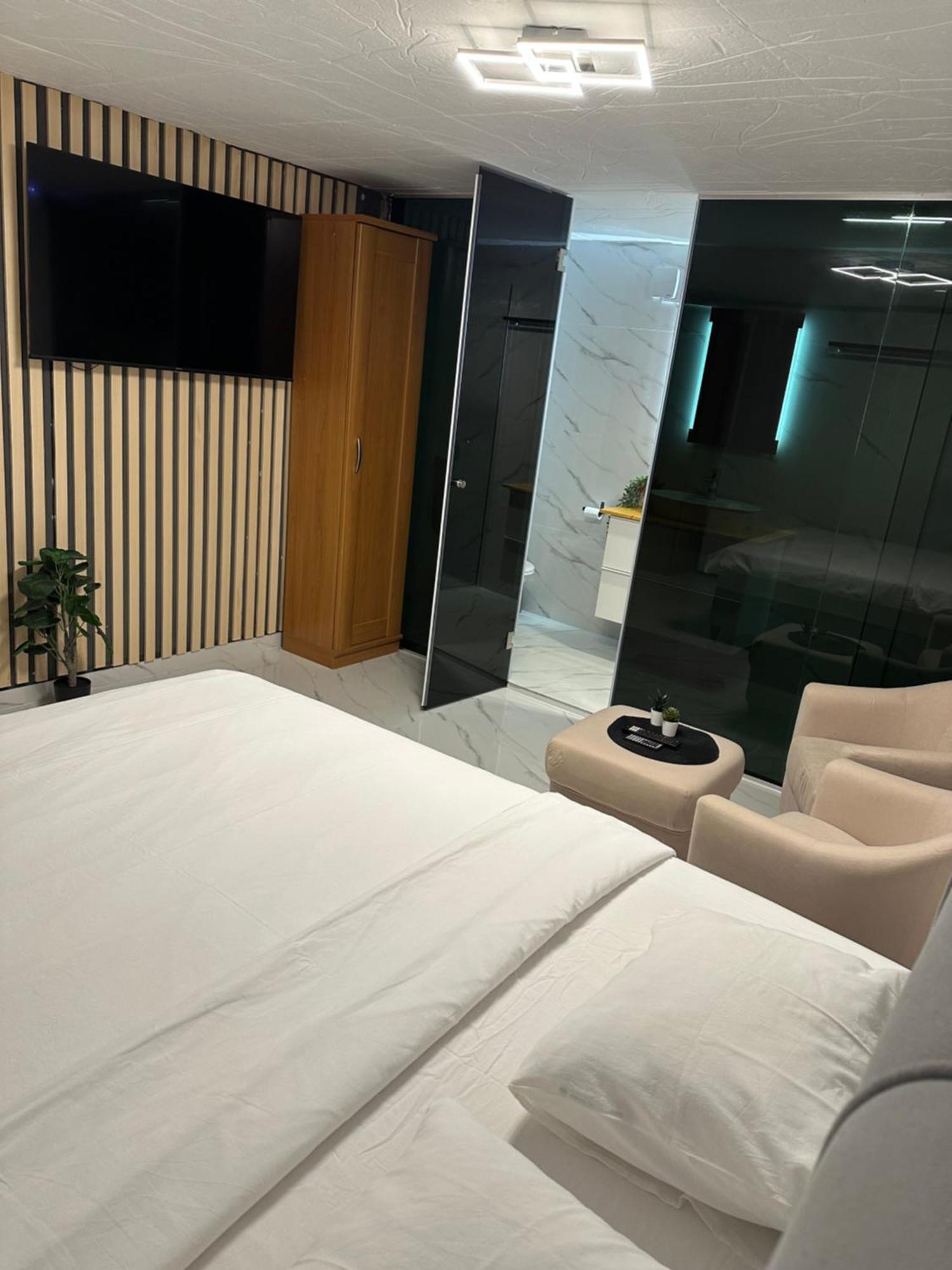 Luxury Old Town Rab Studio Apartments Раб Экстерьер фото